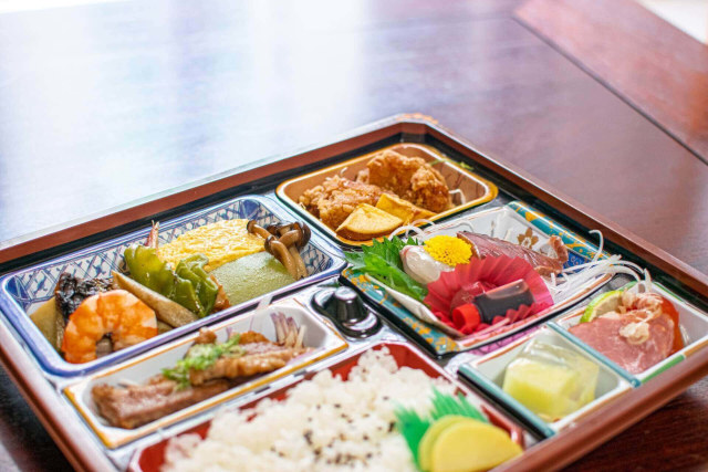 おいしそうな仕出し弁当